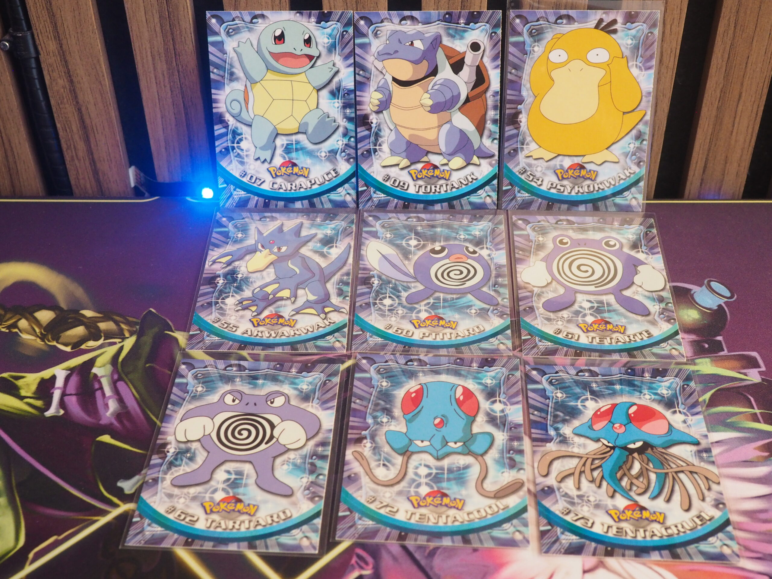 Pack Cartes Pokemon Topps 1999 Eau Tortank VF Pack cartes pokemon topps 1999 serie 1 vf logo bleu eau tortank tartard psykokwak